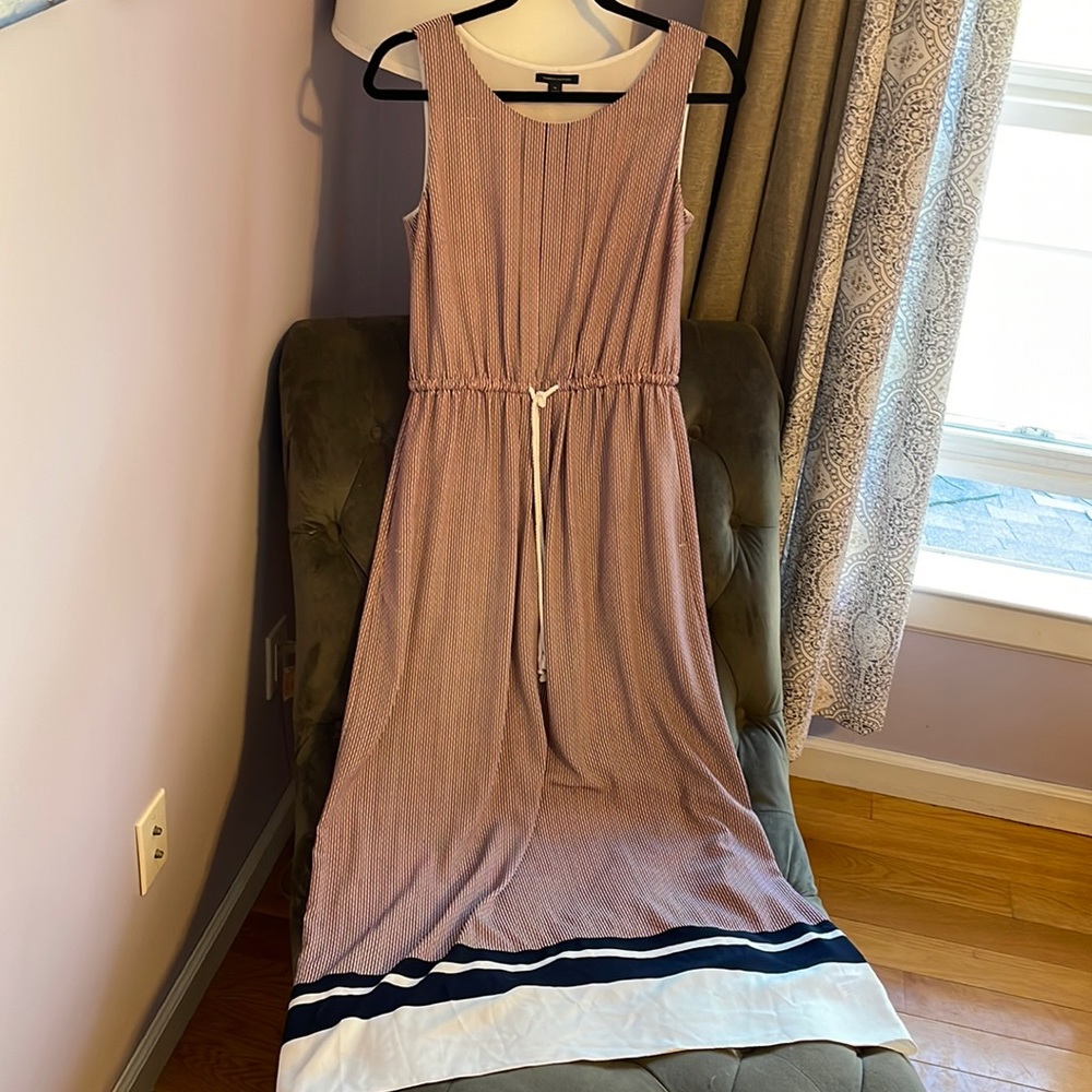 TH floor length dress with pockets!